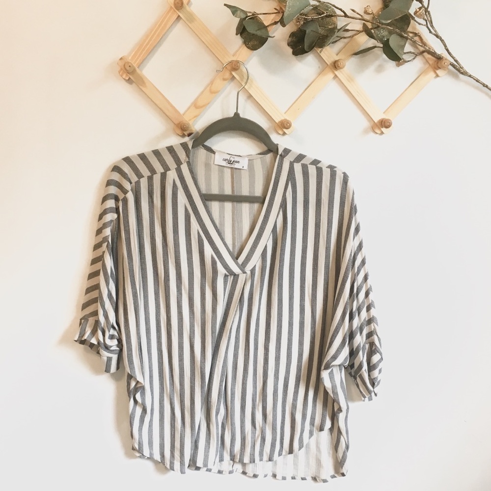 CJLA • striped v neck gray & white blouse